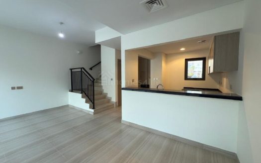 Direct Park Access | Unfurnished | Vacant